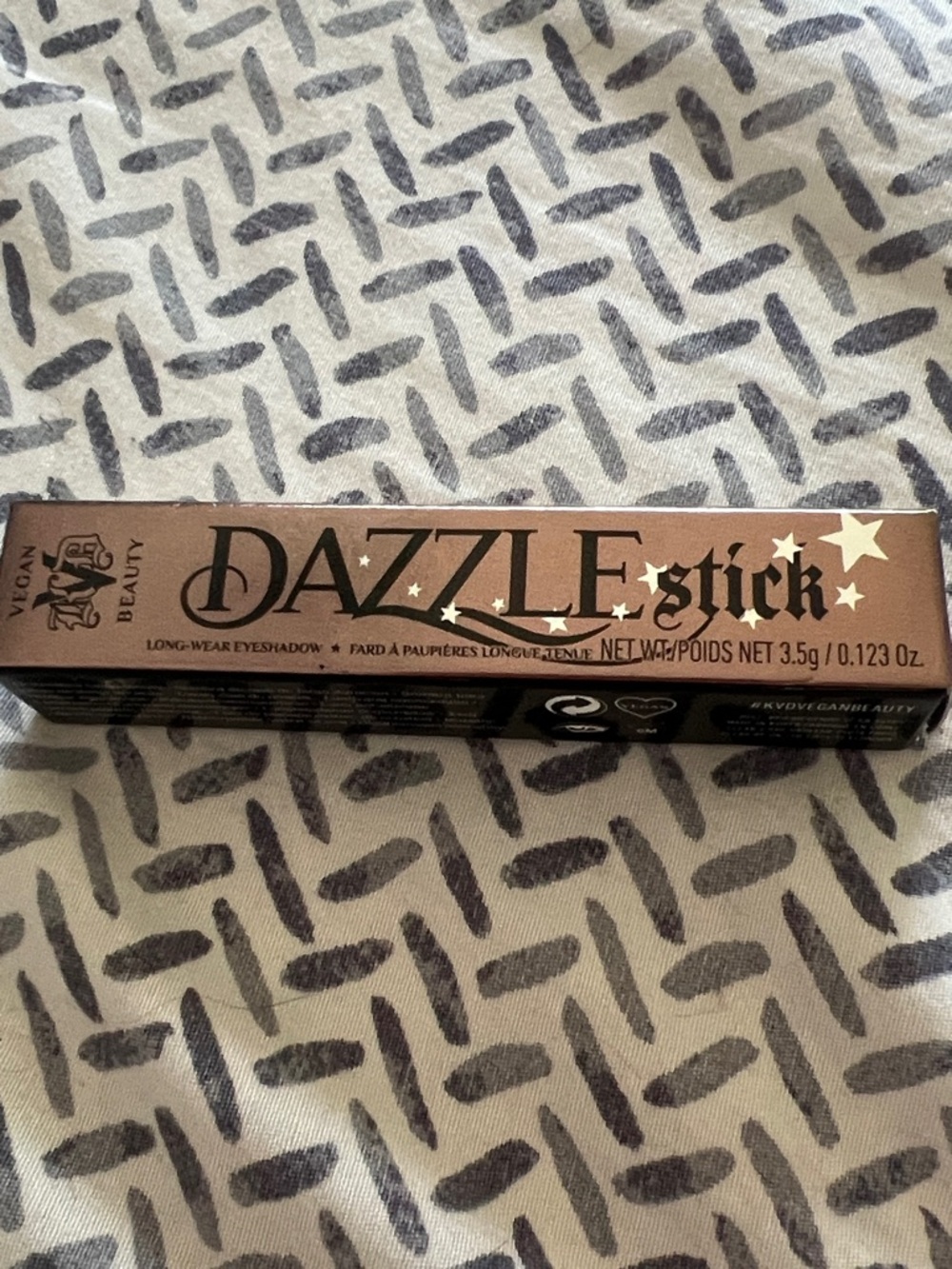 Dazzle Stick Vegan Beauty Eyeshadow Longwear Stick NWT